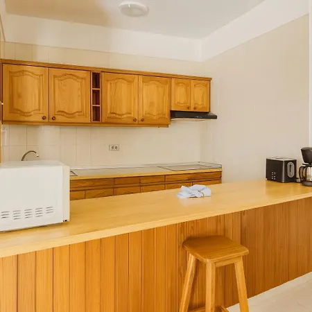 Seis Doce Playa La Arena